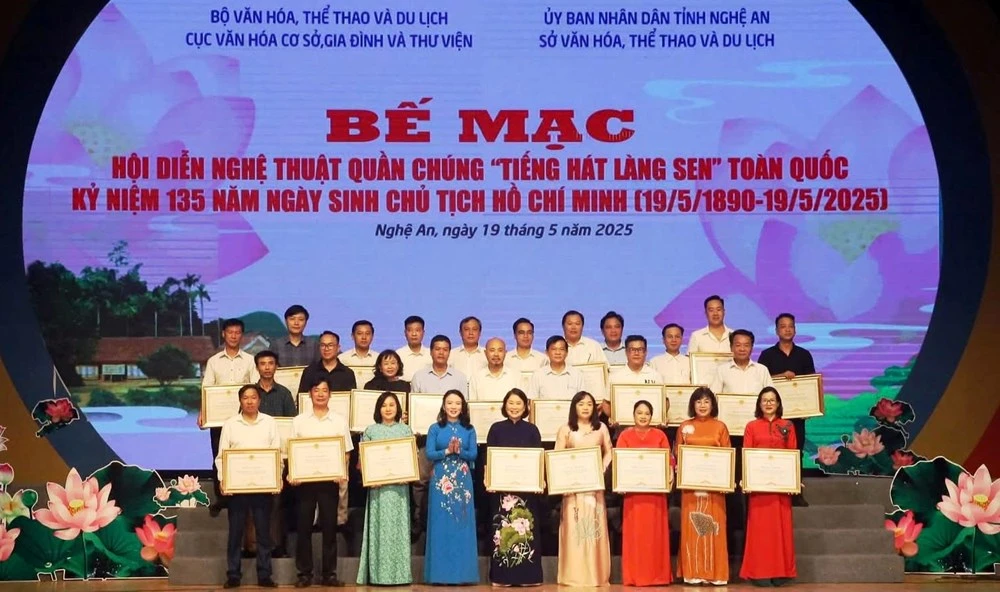 Thanh âm dâng Bác vang vọng từ trái tim